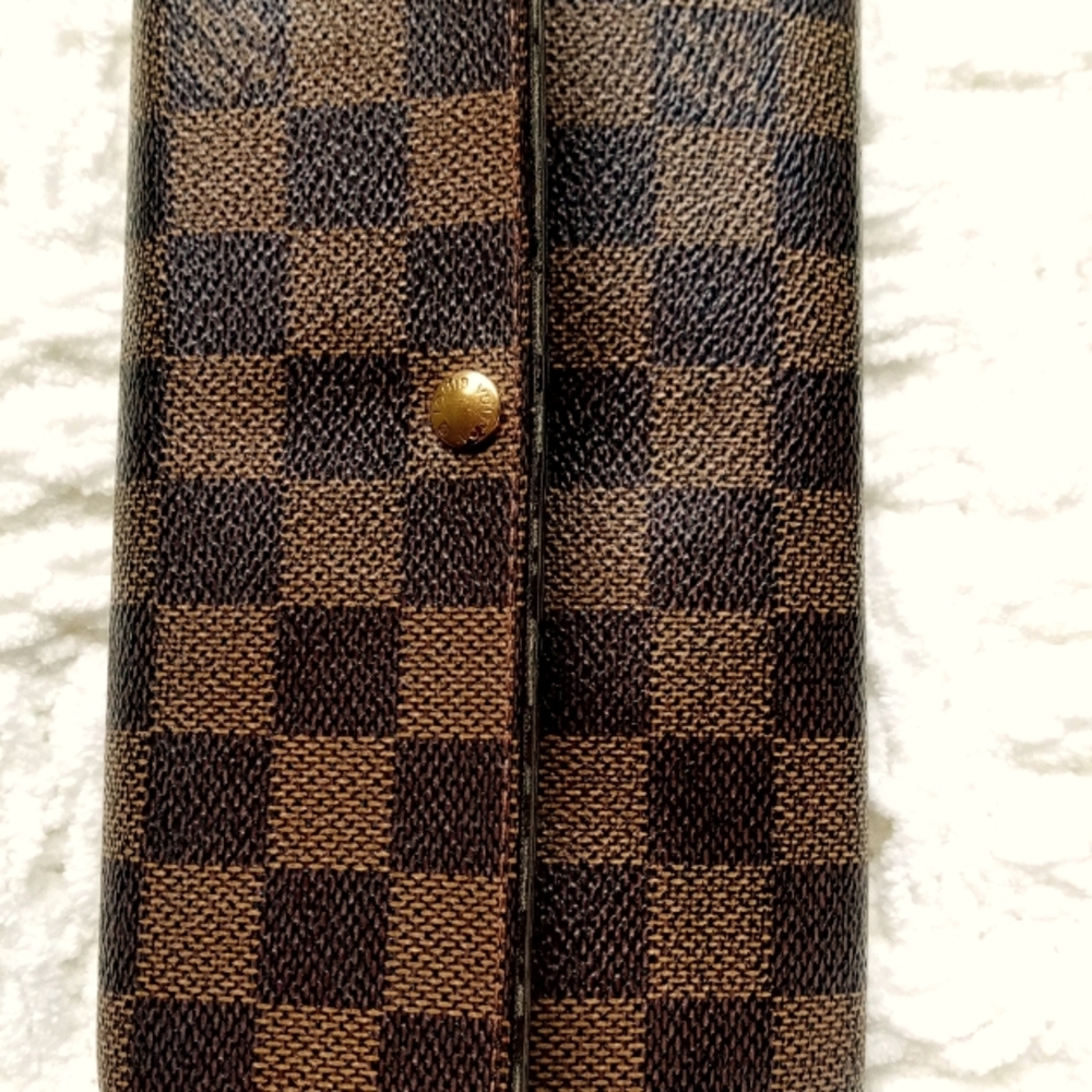 Louis Vuitton Sarah wallet